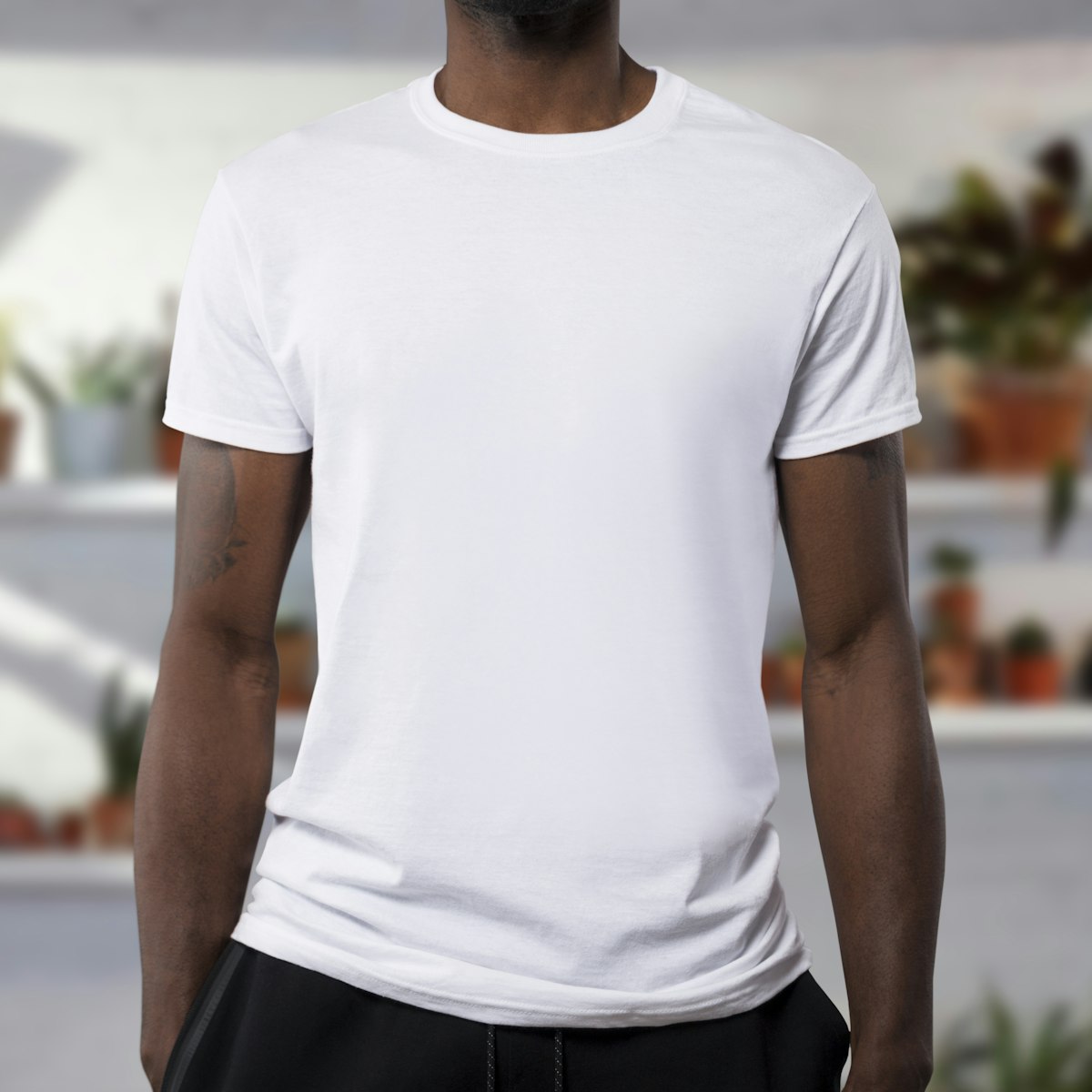 5Vn6Yz Men's Classic Crew Neck T-Shirt — Soft Cotton Everyday Tee
